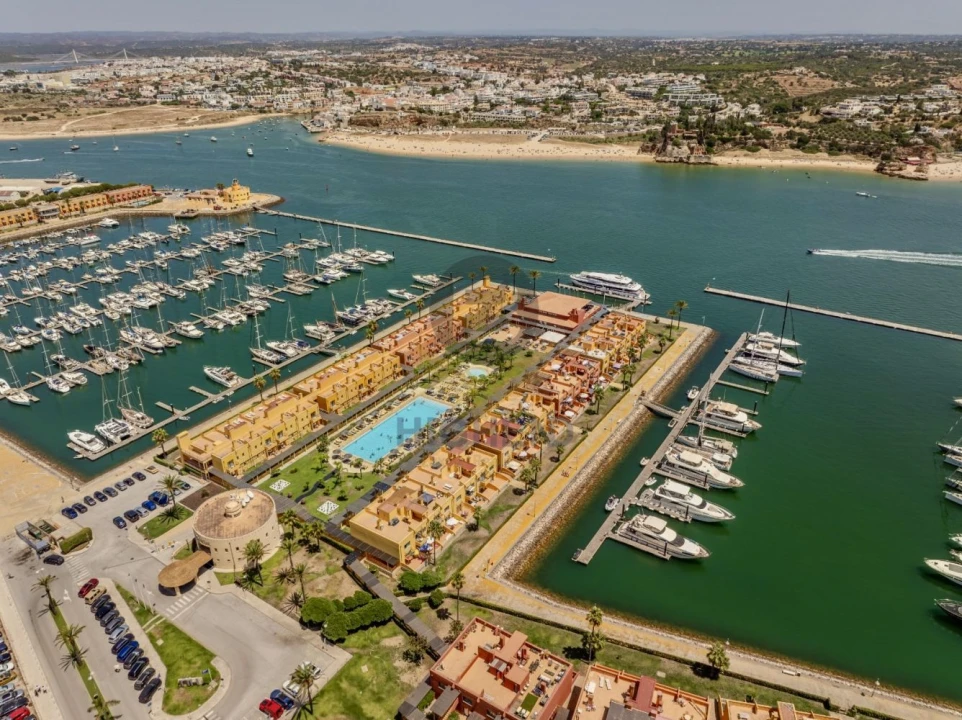 Apartamento T2 para Venda em Portimão Foto 8