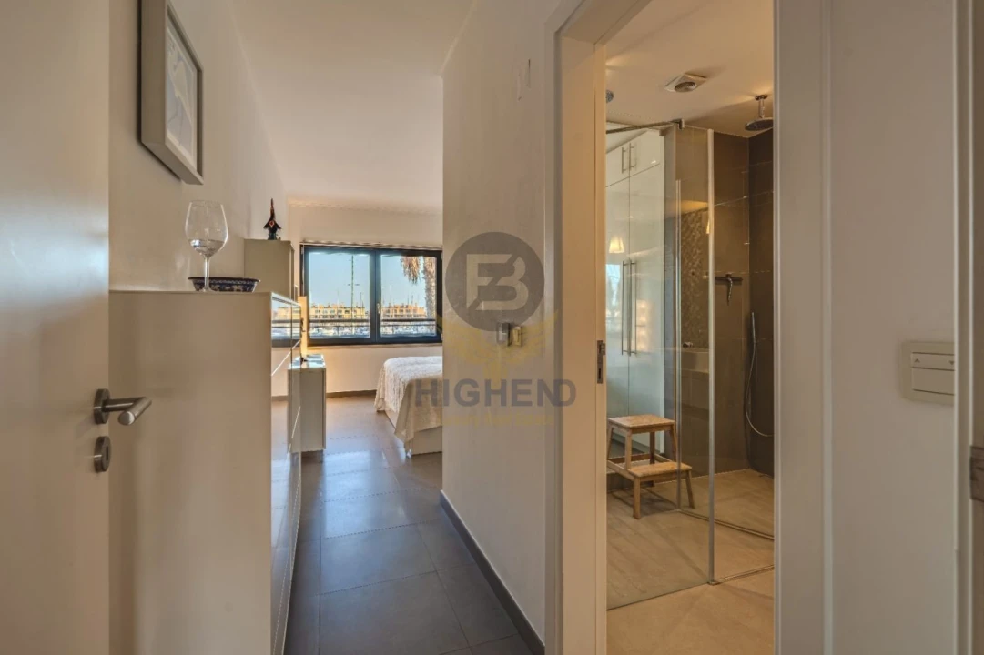 Apartamento T2 para Venda em Portimão Foto 39
