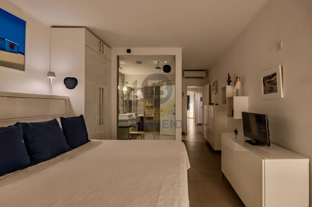 Apartamento T2 para Venda em Portimão Foto 53