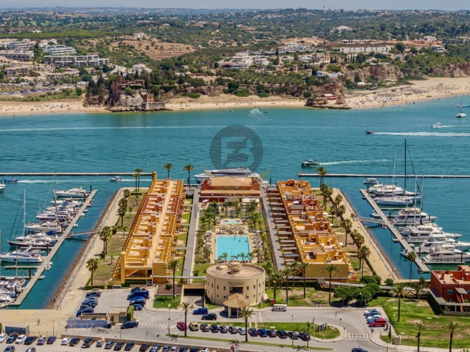 Apartamento T2 para Venda em Portimão Foto 3