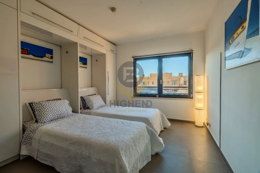 Apartamento T2 para Venda em Portimão Foto 31
