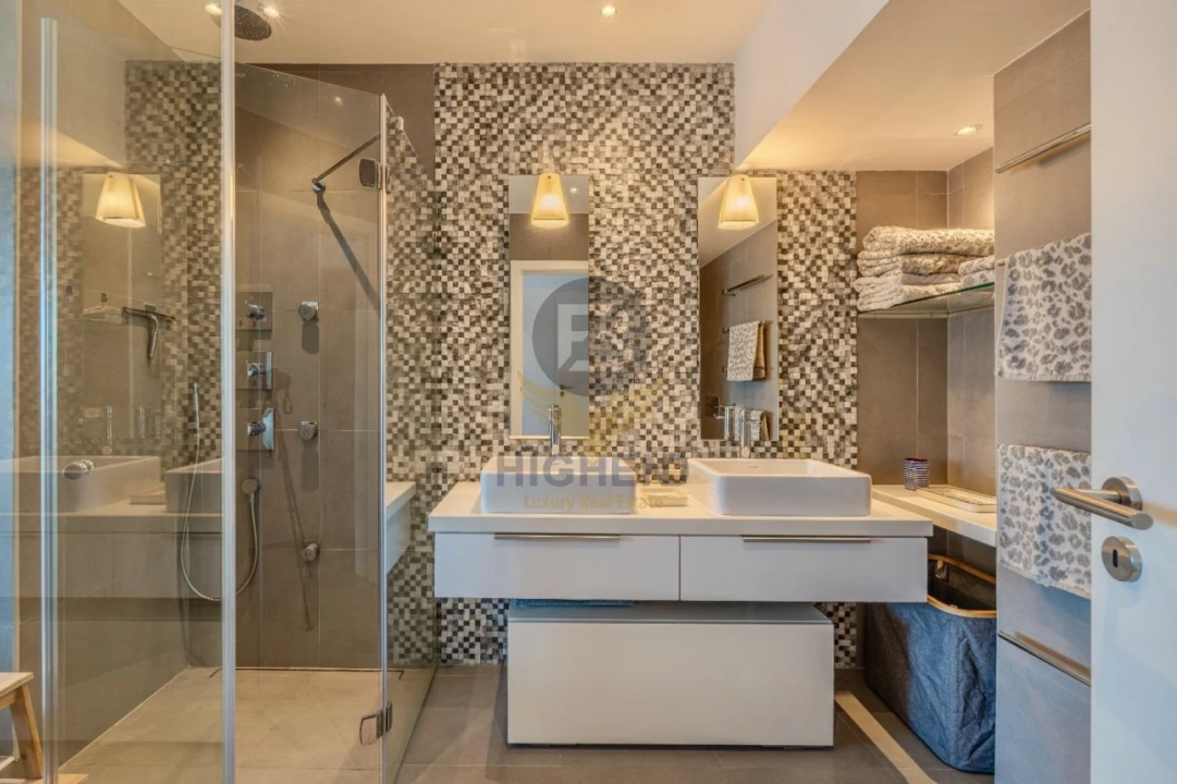 Apartamento T2 para Venda em Portimão Foto 40