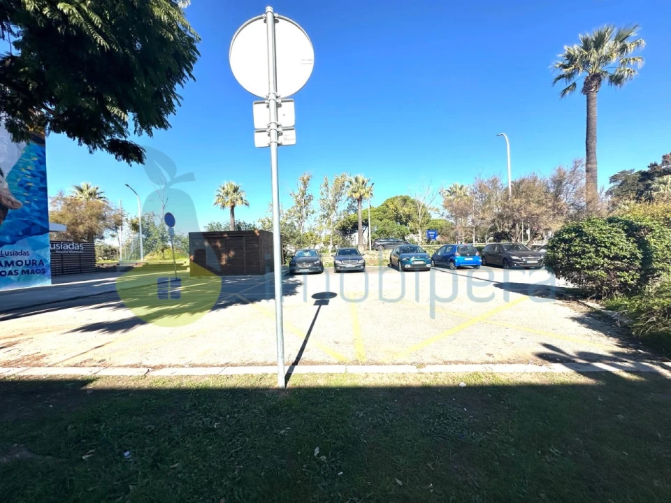 Loja para Venda em Quarteira Foto 4