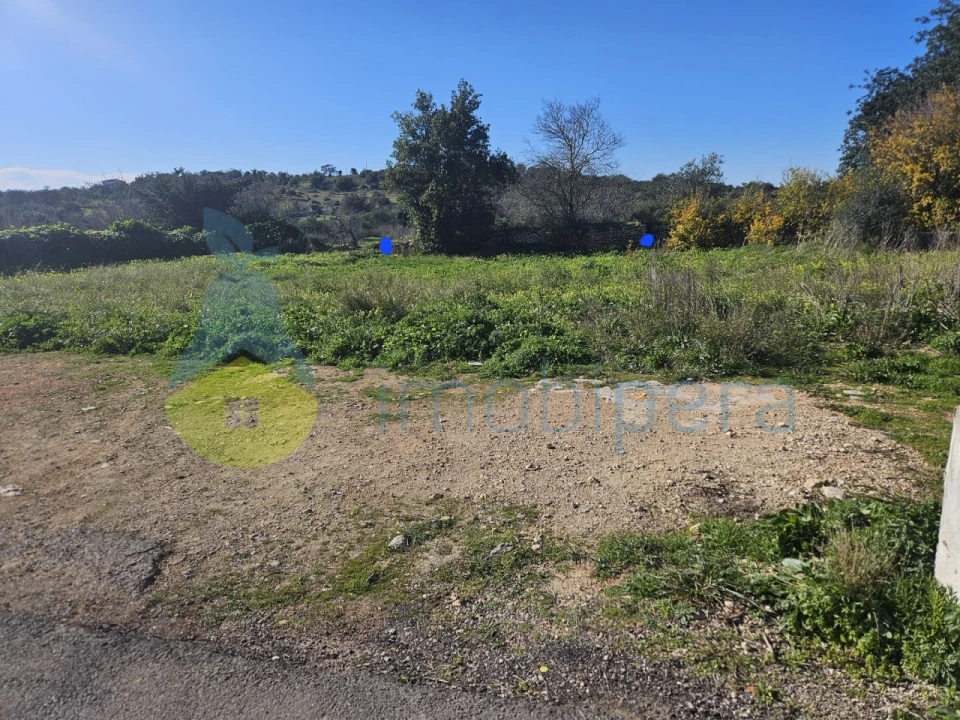 Terreno para Venda em Paderne Foto 2