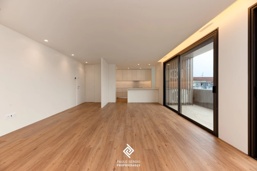 Apartamento T3 para Venda em Santa Marinha e São Pedro da Afurada Foto 6