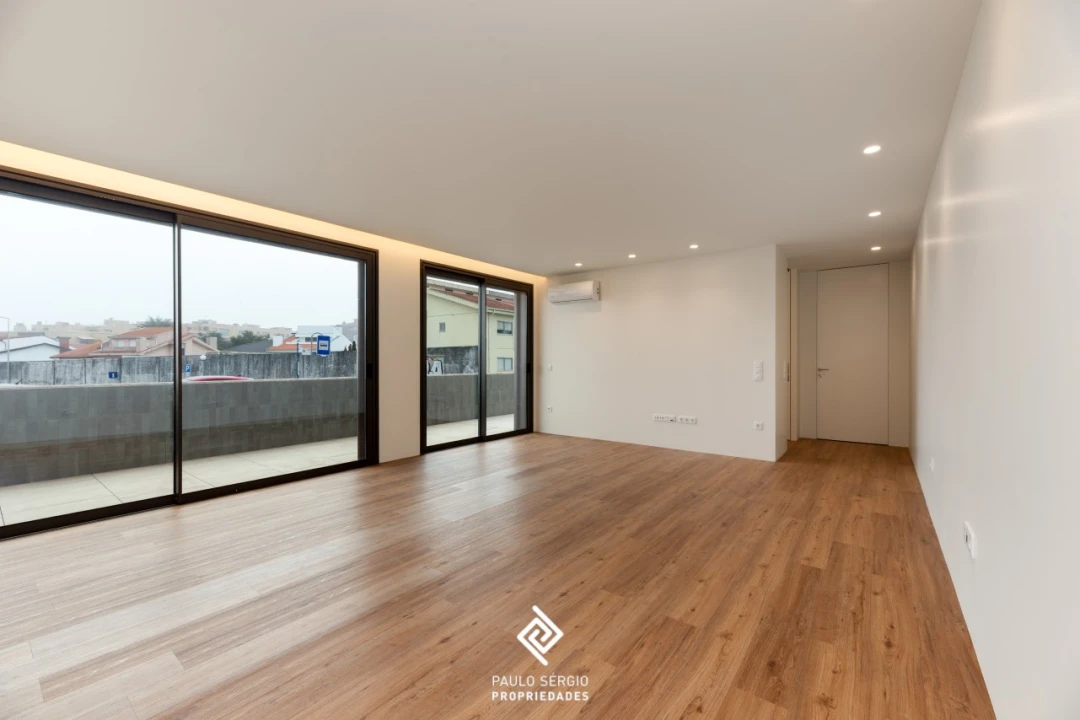 Apartamento T3 para Venda em Santa Marinha e São Pedro da Afurada Foto 7