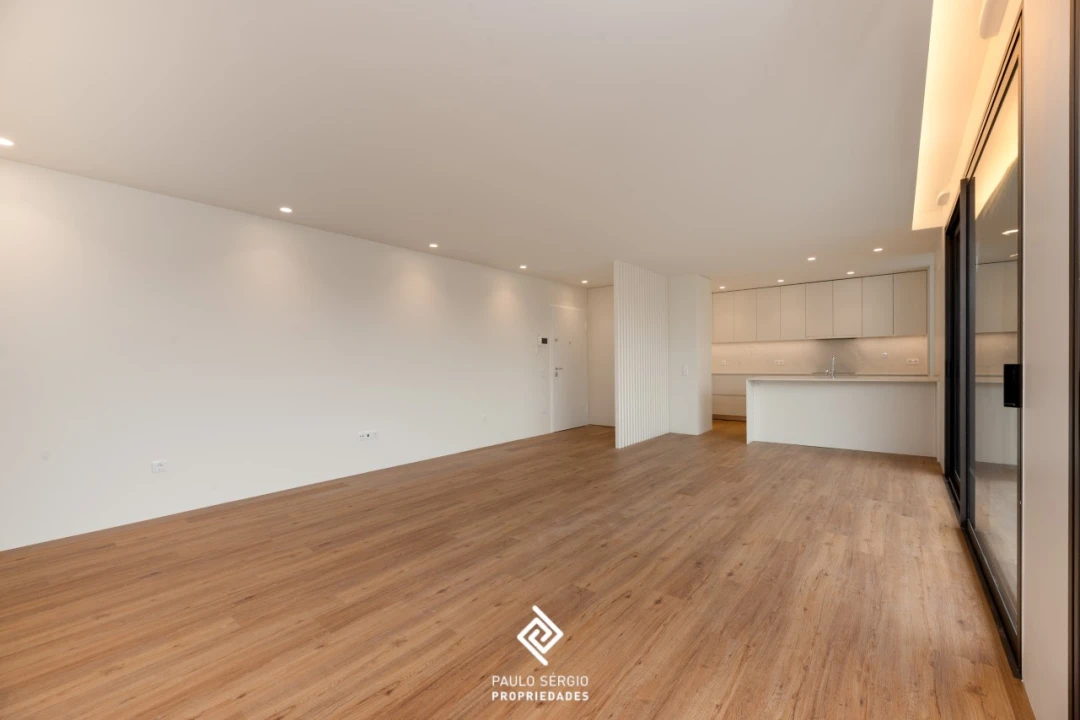 Apartamento T3 para Venda em Santa Marinha e São Pedro da Afurada Foto 8