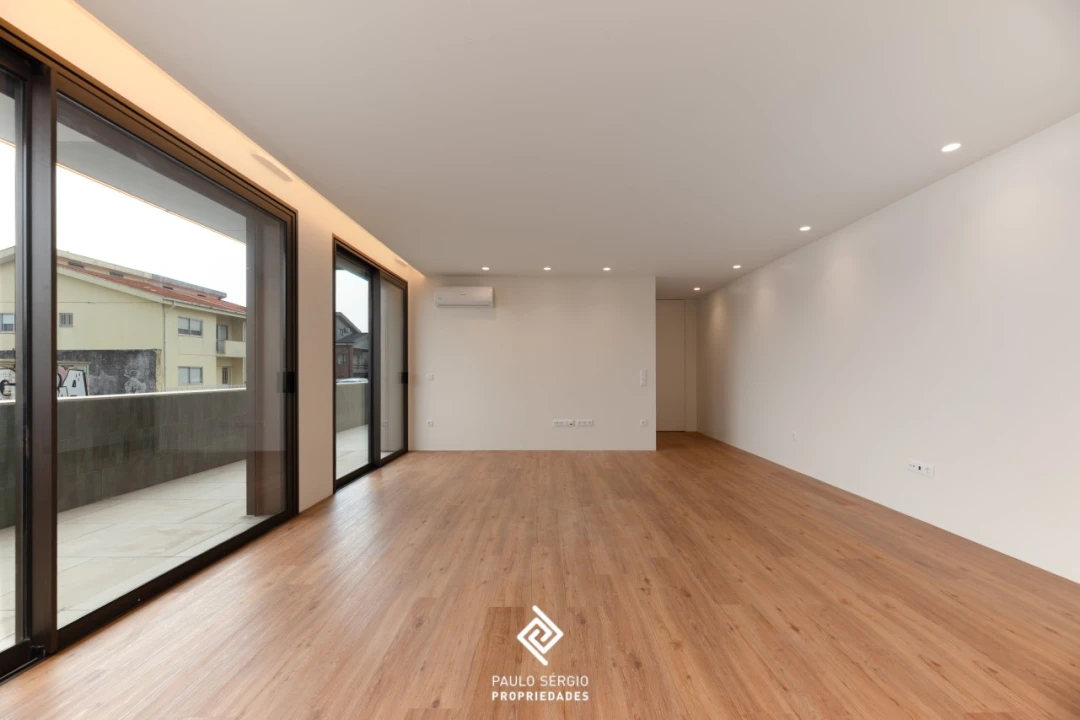 Apartamento T3 para Venda em Santa Marinha e São Pedro da Afurada Foto 9