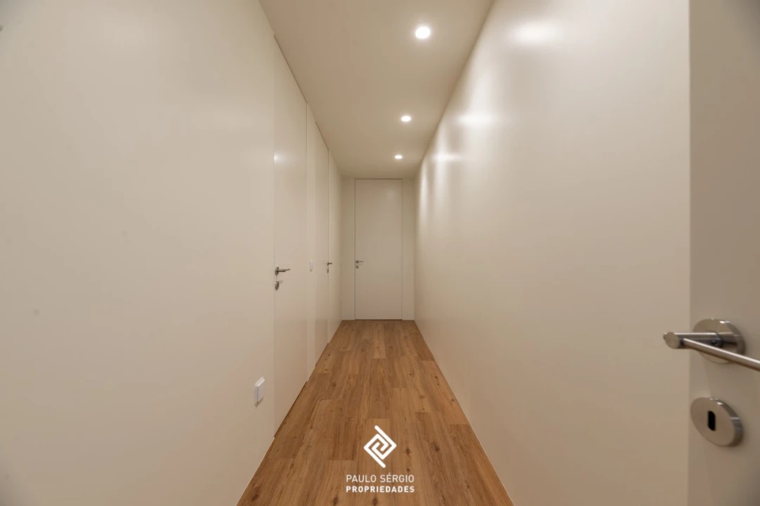 Apartamento T3 para Venda em Santa Marinha e São Pedro da Afurada Foto 11