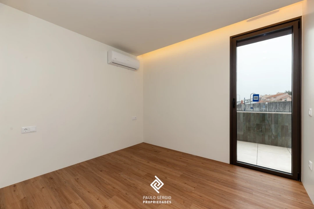 Apartamento T3 para Venda em Santa Marinha e São Pedro da Afurada Foto 13