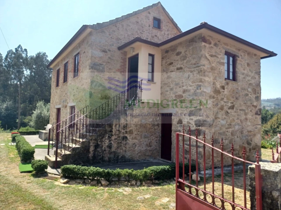 Moradia T5 para Venda em Cedrim e Paradela Foto 1