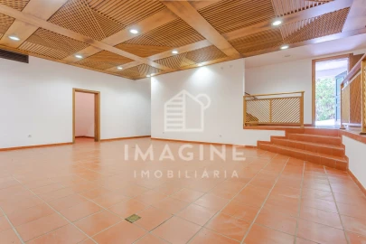 Moradia T5 para Venda em Carvalhal