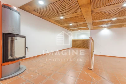 Moradia T5 para Venda em Carvalhal