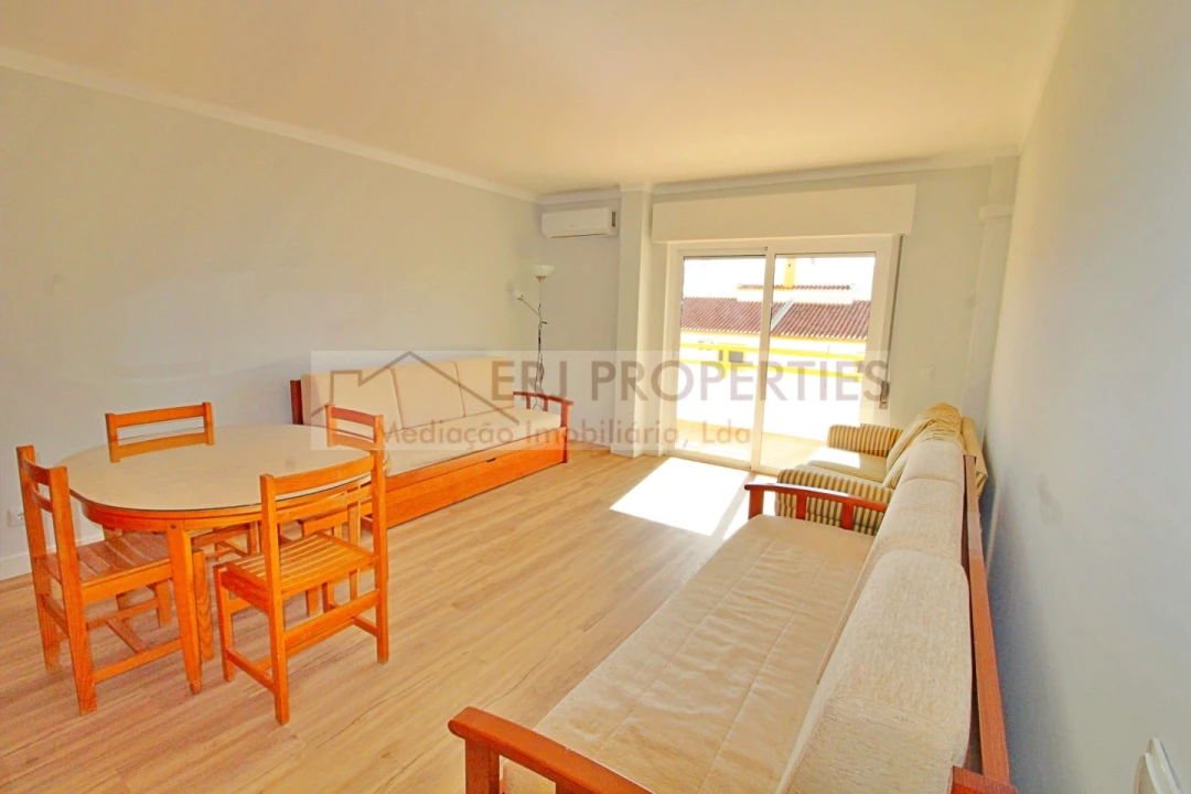 Apartamento T1 para Venda em Altura Foto 2