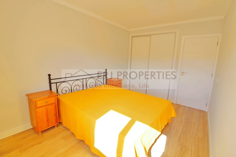 Apartamento T1 para Venda em Altura Foto 7