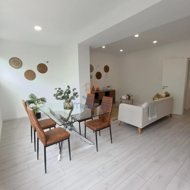 Apartamento T3 para Venda em Benfica Foto 8