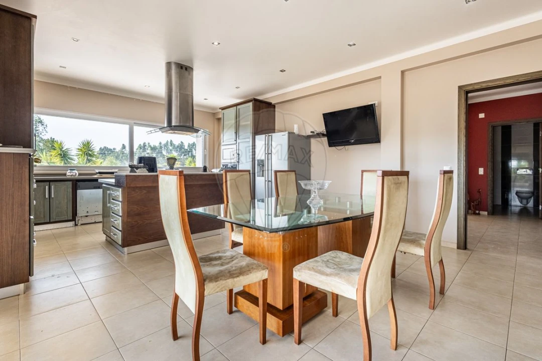 Moradia T4 para Venda em Fazendas de Almeirim Foto 19