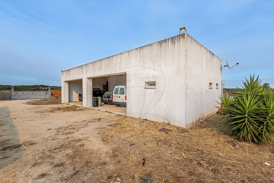 Moradia T4 para Venda em Fazendas de Almeirim Foto 37