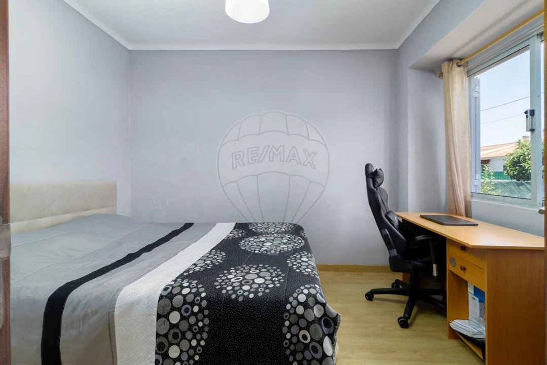 Moradia T4 para Venda em Asseiceira Foto 6