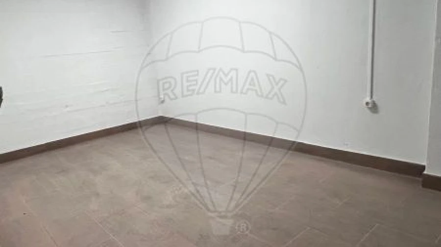 Armazém para Venda em Mafra