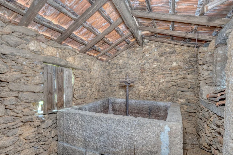 Moradia T3 para Venda em Talhadas Foto 24