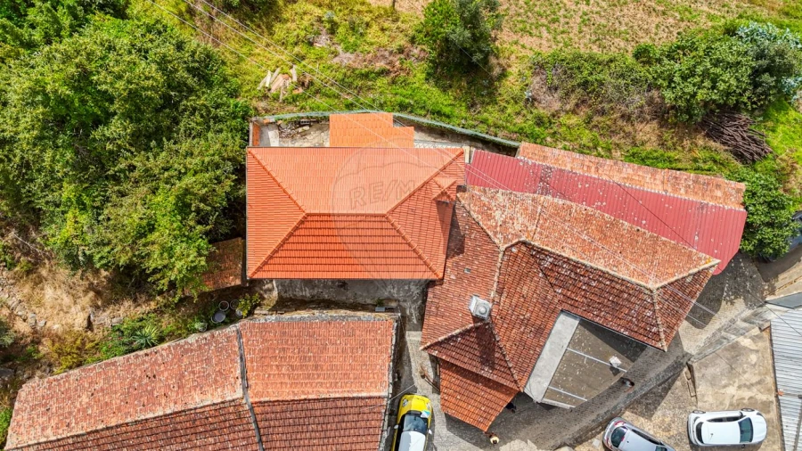 Moradia T3 para Venda em Talhadas Foto 2