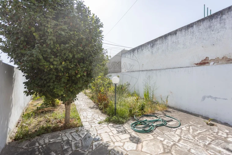 Moradia T3 para Venda em Marinhais Foto 28