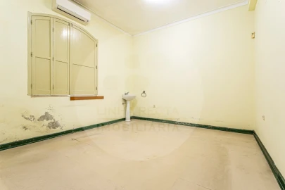 Moradia T7 para Venda em União das Freguesias de Setúbal