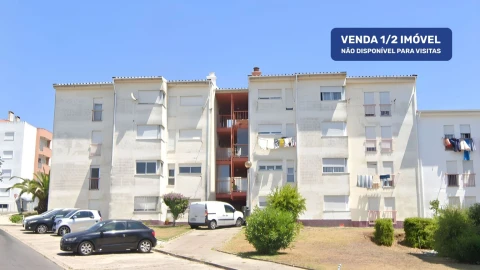 Apartamento T2 para Venda em Queluz e Belas