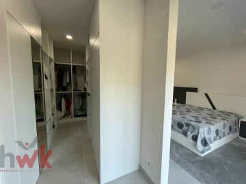 Moradia T5 para Venda em Canelas e Espiunca