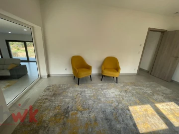 Moradia T5 para Venda em Canelas e Espiunca