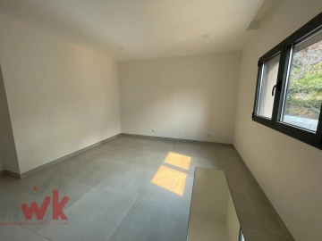 Moradia T5 para Venda em Canelas e Espiunca