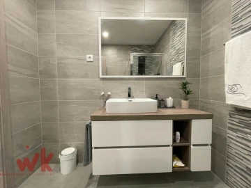 Moradia T5 para Venda em Canelas e Espiunca