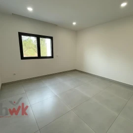 Moradia T5 para Venda em Canelas e Espiunca