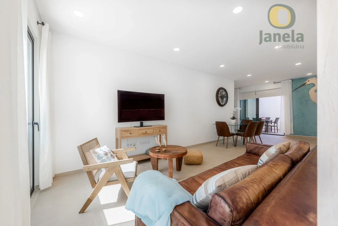 Apartamento T2 para Venda em Faro (Sé e São Pedro) Foto 8