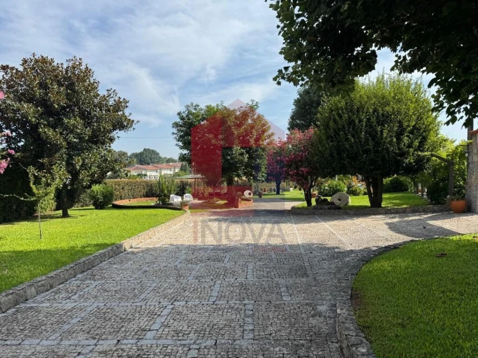 Moradia T5 para Venda em Turiz Foto 61