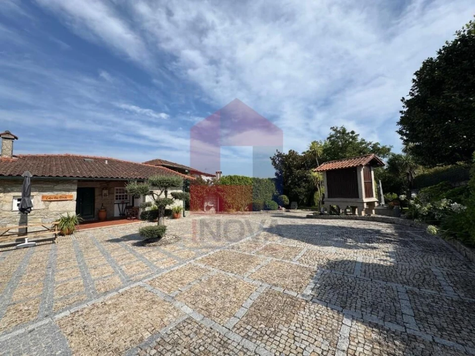 Moradia T5 para Venda em Turiz Foto 2