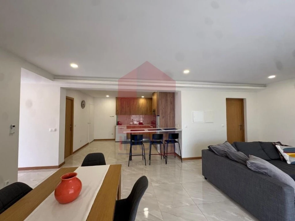 Moradia T5 para Venda em Turiz Foto 41