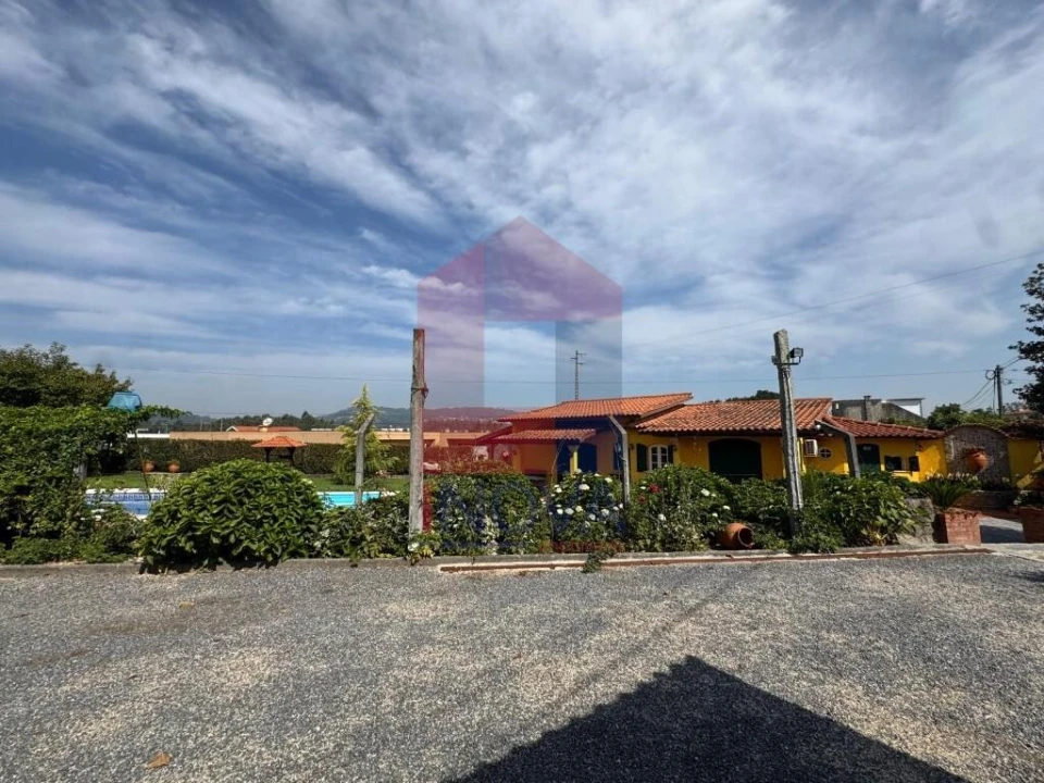 Moradia T5 para Venda em Turiz Foto 79