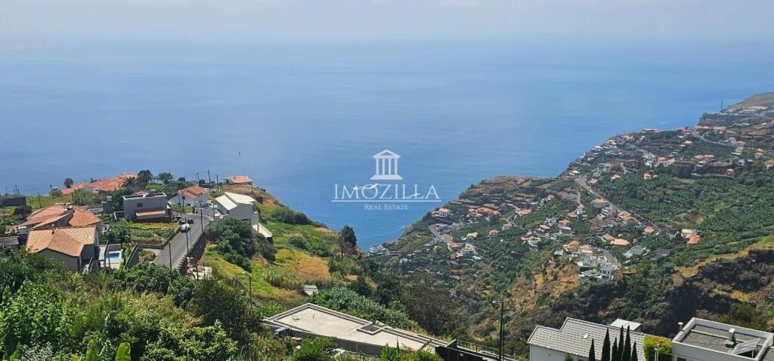 Moradia T3 para Venda em Arco da Calheta Foto 21