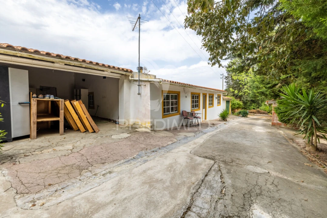 Moradia T2 para Venda em Cela Foto 6