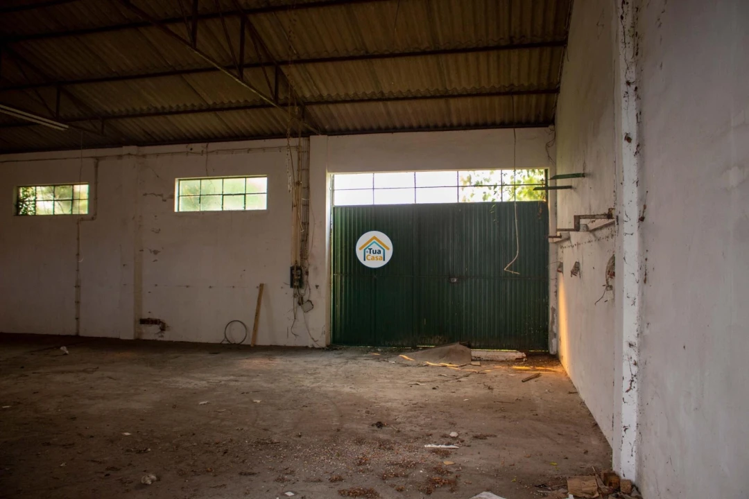 Armazém para Venda em Sanguedo Foto 8