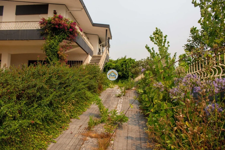 Moradia T3 para Venda em Sanguedo Foto 2