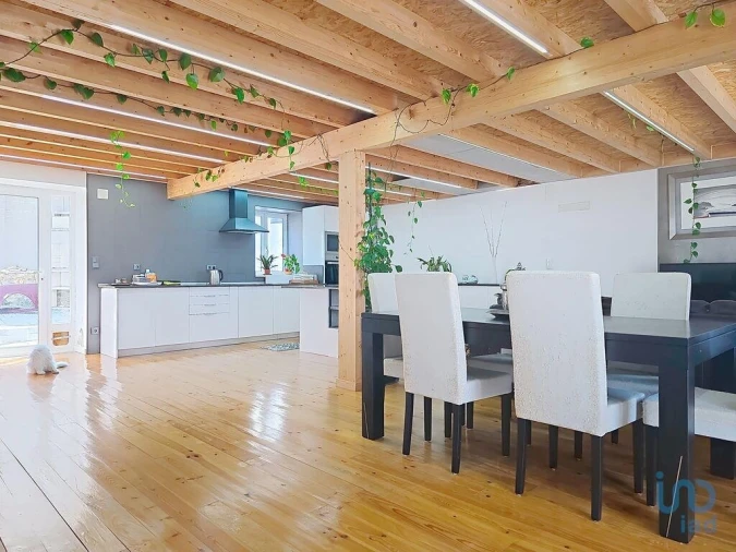 Moradia T3 para Venda em Maxial e Monte Redondo Foto 8