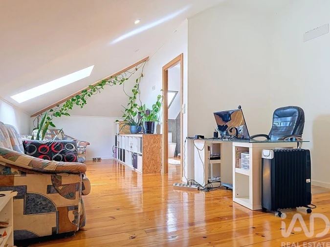 Moradia T3 para Venda em Maxial e Monte Redondo Foto 17