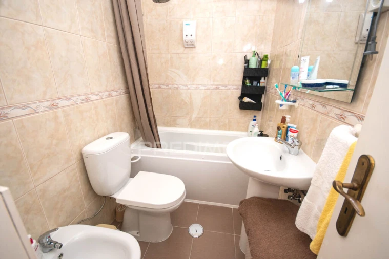 Apartamento T3 para Venda em Avelãs de Ambom e Rocamondo Foto 11