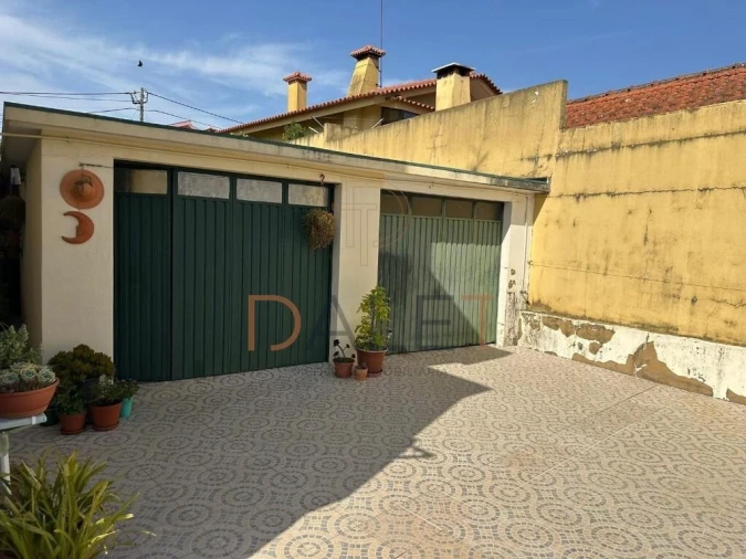 Moradia T3 para Venda em Lourosa Foto 9