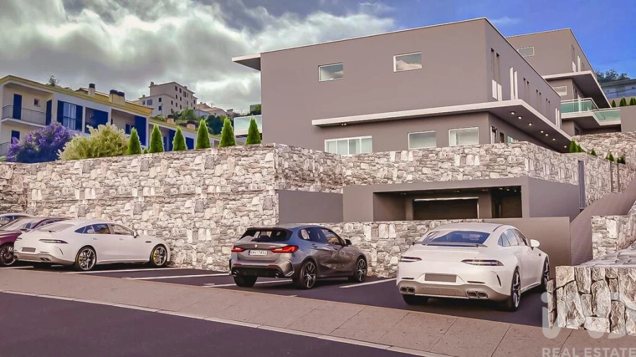 Moradia T3 para Venda em Caniço Foto 5