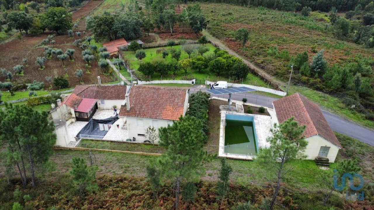 Moradia T5 para Venda em Sertã Foto 3