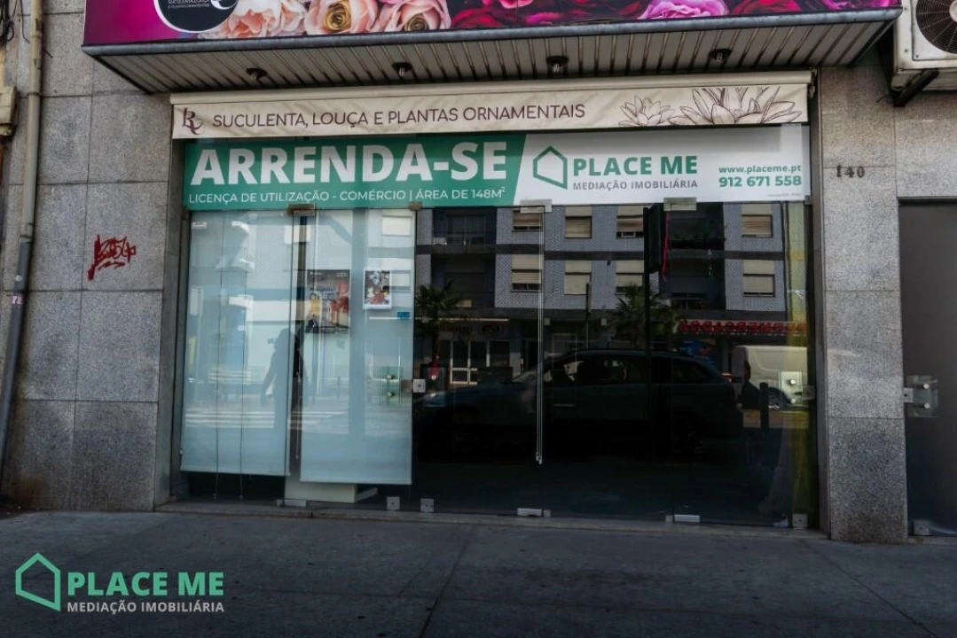 Loja para Arrendamento em Braga (Maximinos, Sé e Cividade) Foto 4